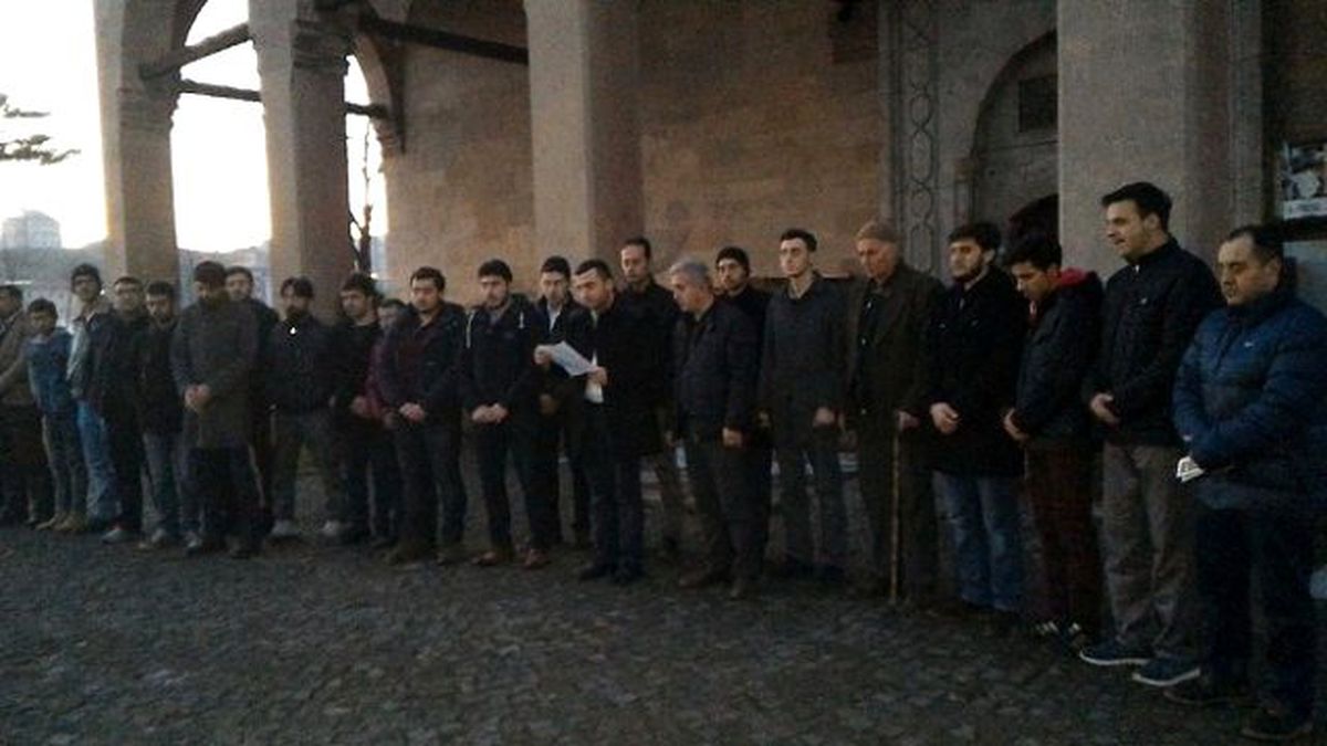 Ak Partili Gençler, 28 Şubat\'ı Lanetledi
