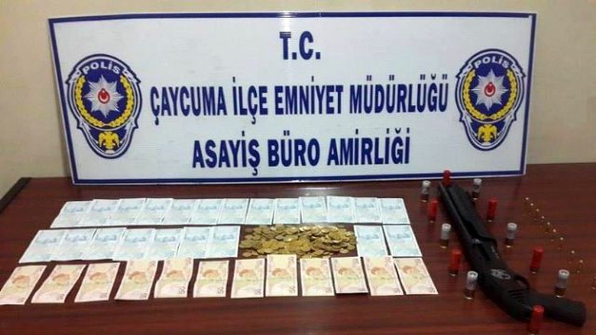 Çaycuma Emniyeti\'nden Sahte Para ve Altın Operasyonu