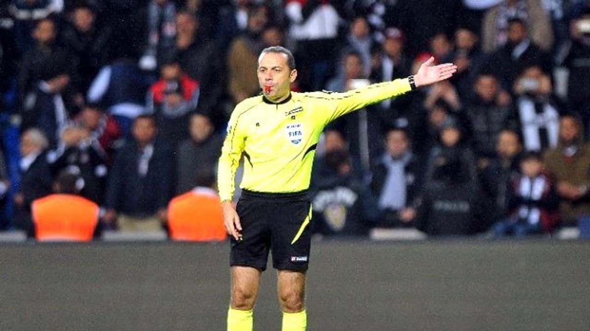 Cüneyt Çakır, 19. Derbisini Yönetecek