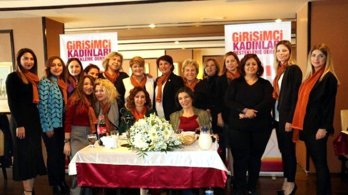 Girişimci Kadınlar, Bolluk ve Bereket Konulu Seminerde Buluştu