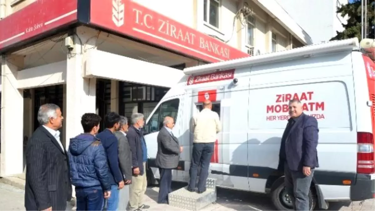 Kahta\'da Mobil Atm Hizmeti