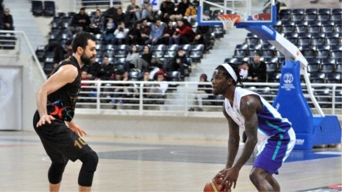 Sinpaş Denizli Basket\'te Galibiyet Sevinci