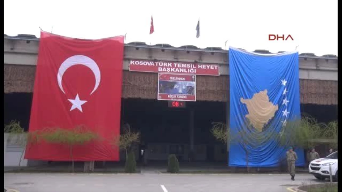 Türk Kızılayı ve Mehmetçik\'ten Kosovalı İhtiyaç Sahibi Ailelere Yardım