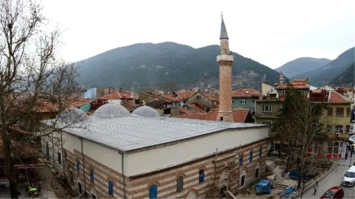 Akşehir\'deki Ecdat Yadigarı Cami Restore Ediliyor