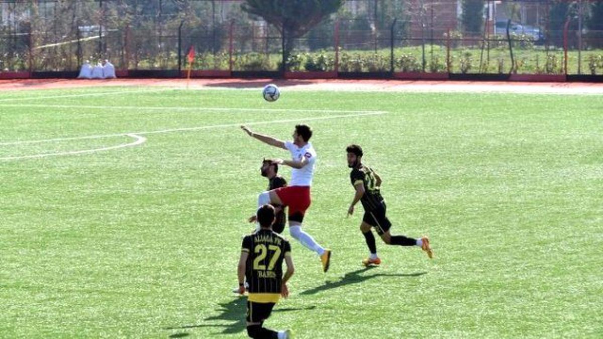 Aliağa, Şampiyonluğu Son Haftaya Bıraktı