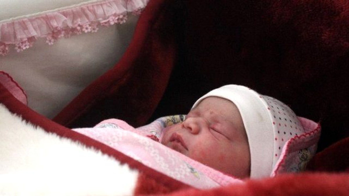 Asude Bebek Doğum Gününü 4 Yılda Bir Kutlayacak