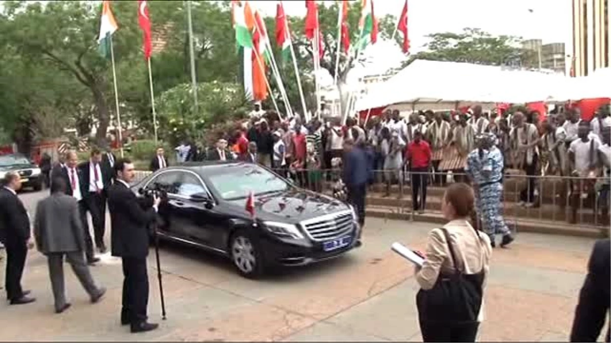 Erdoğan\'a, Abidjan Şehrinin Altın Anahtarı ve Fahri Hemşehrilik Beratı Takdim Edildi