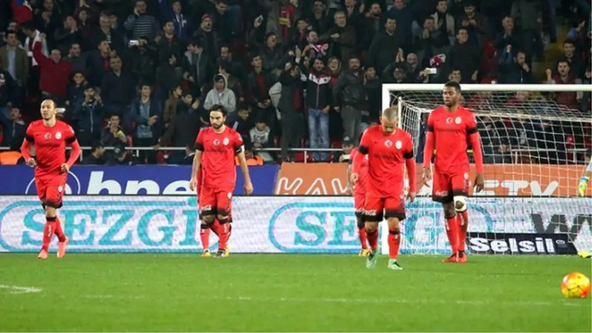 Galatasaray, Deplasmanda 8 Maçtır Kazanamıyor