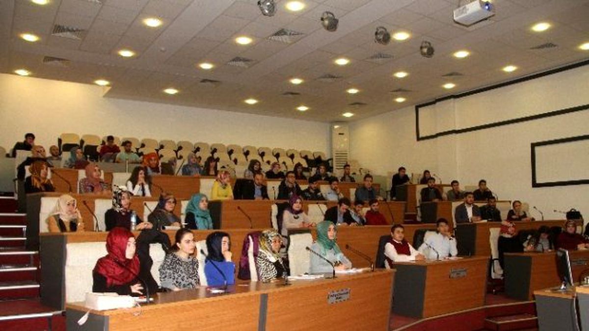 Gençlik Meclisi 2016 Yılı Genel Açılış Toplantısını Yaptı