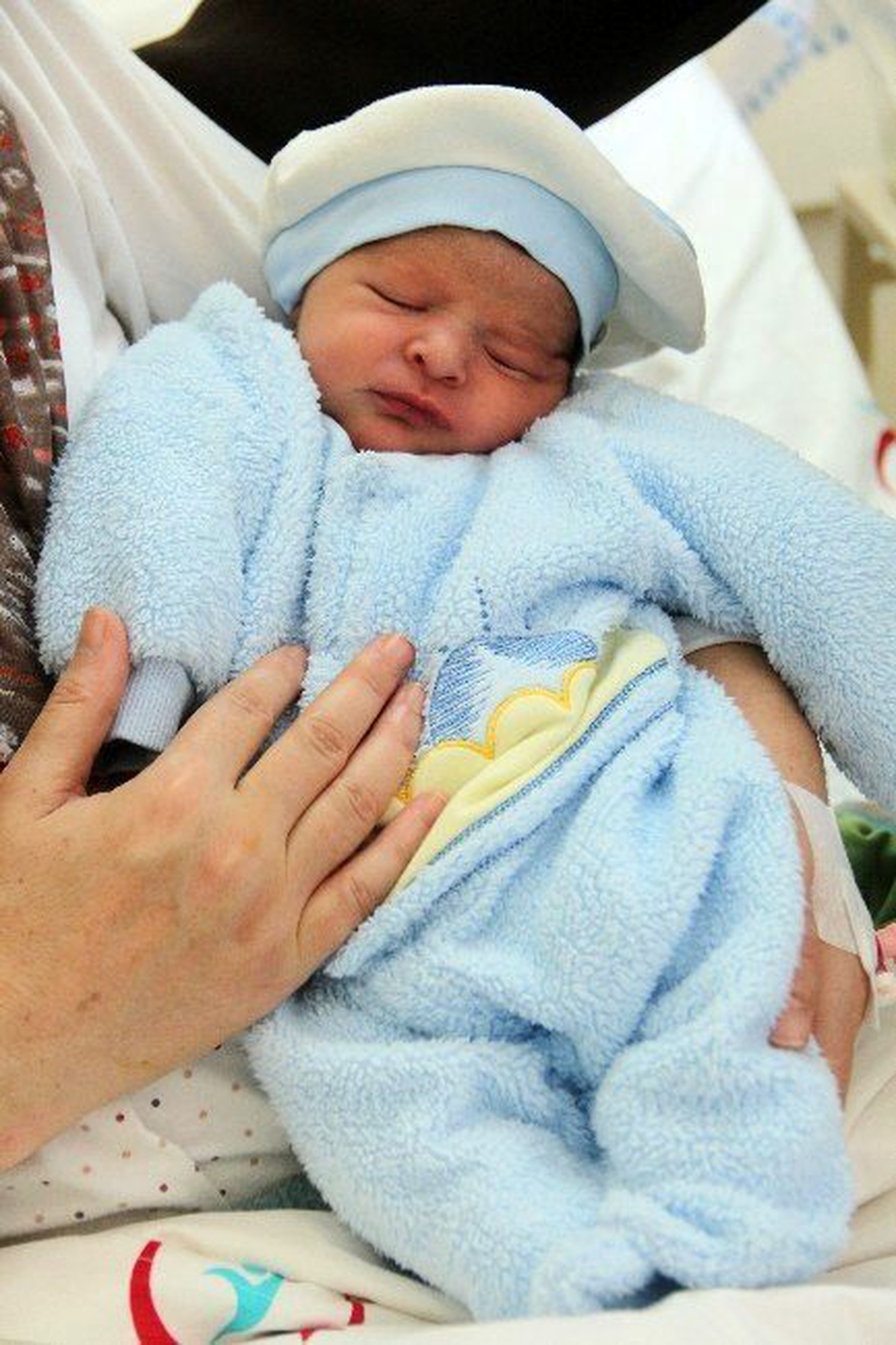 29 Şubat\'ta Doğan Bebek, İlk Doğum Gününü 4 Yıl Sonra Kutlayacak