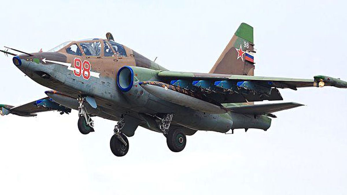 Rusya'da Su-25 Tipi Savaş Uçağı Düştü