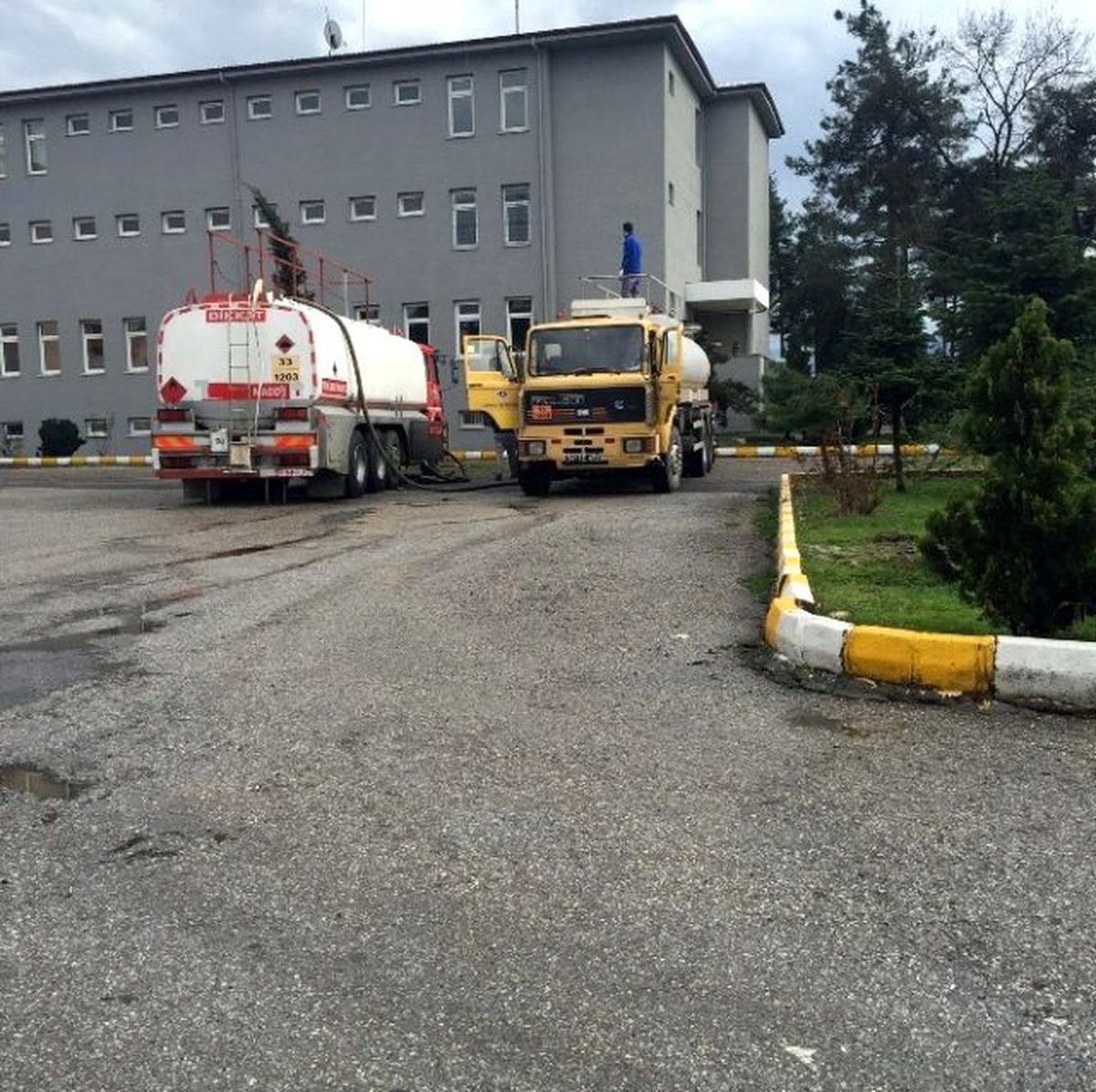 Sakarya\'da 17 Bin 500 Litre Kaçak Mazot Ele Geçirildi