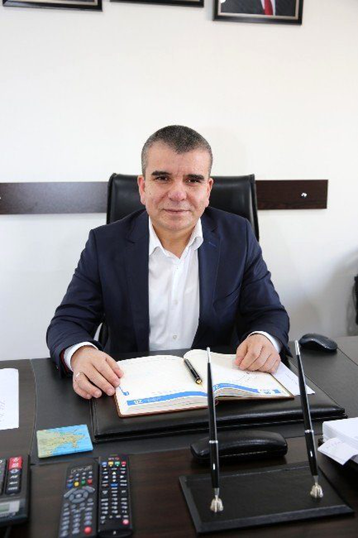 Yenikent\'te Parklar Tamamen Yenileniyor