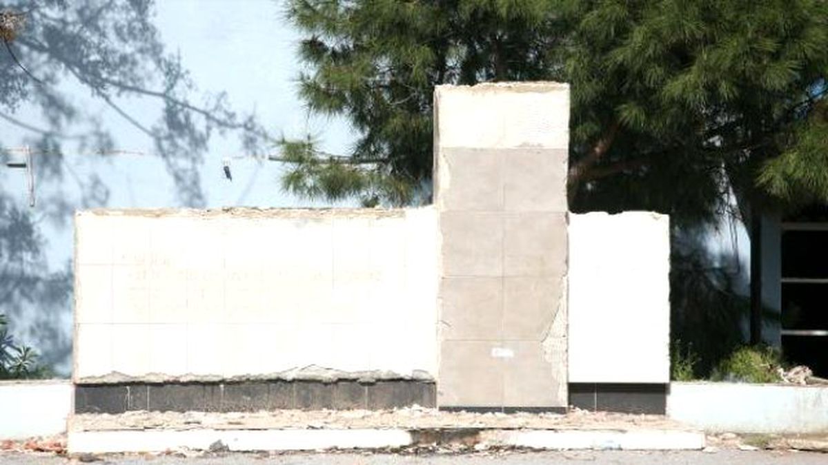 Boşaltılan Cumhuriyet İlkokulu Talan Edildi