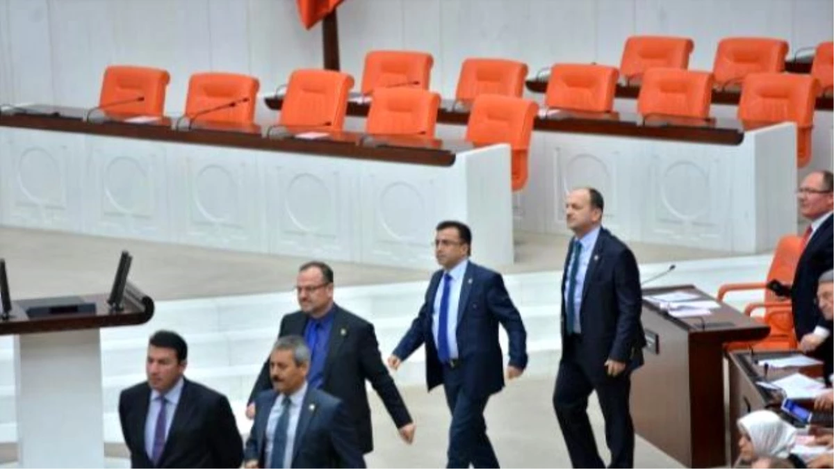 CHP\'li Akif Ekici\'nin Cumhurbaşkanı\'na Yönelik Sözleri Meclis\'i Karıştırdı