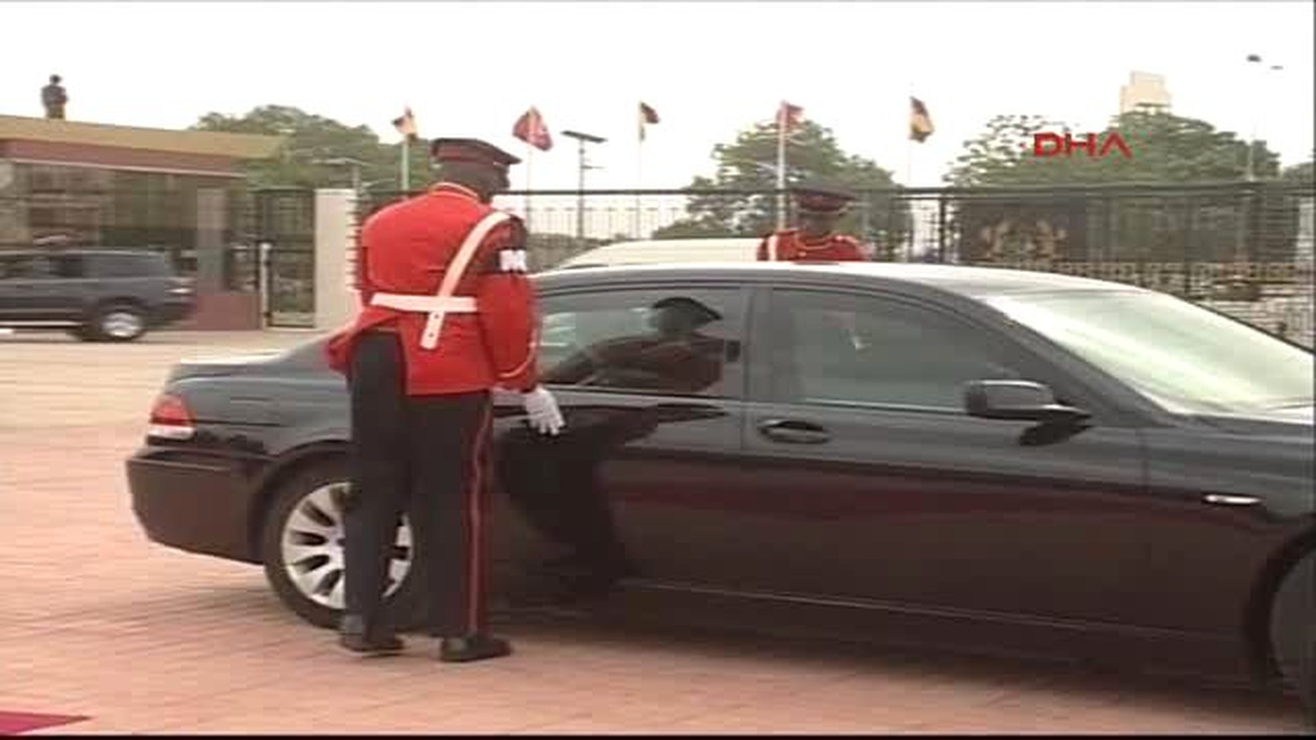 Cumhurbaşkanı Erdoğan\'a Gana\'da İlginç Karşılama