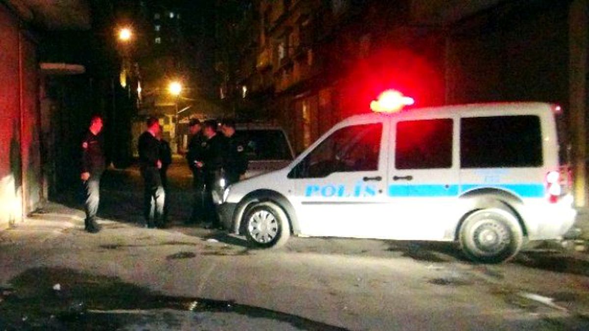 Dur\' İhtarına Uymayan Araç ile Polis Arasında Kovalamaca