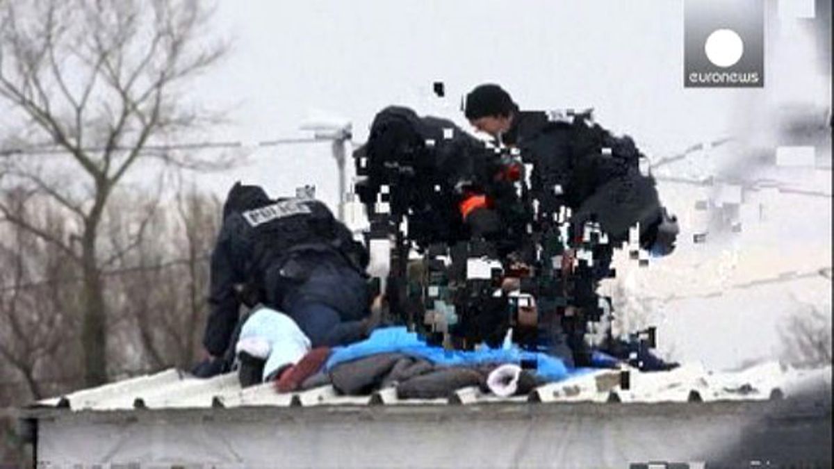 Fransa\'nın \'Vahşi Ormanı\' Calais Göçmen Kampında Tahliyeler Sürüyor