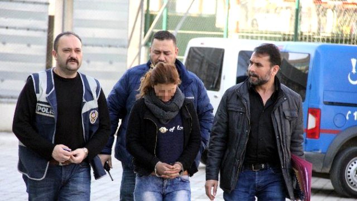 Hırsızı Eve Kilitleyip Polise Teslim Etti