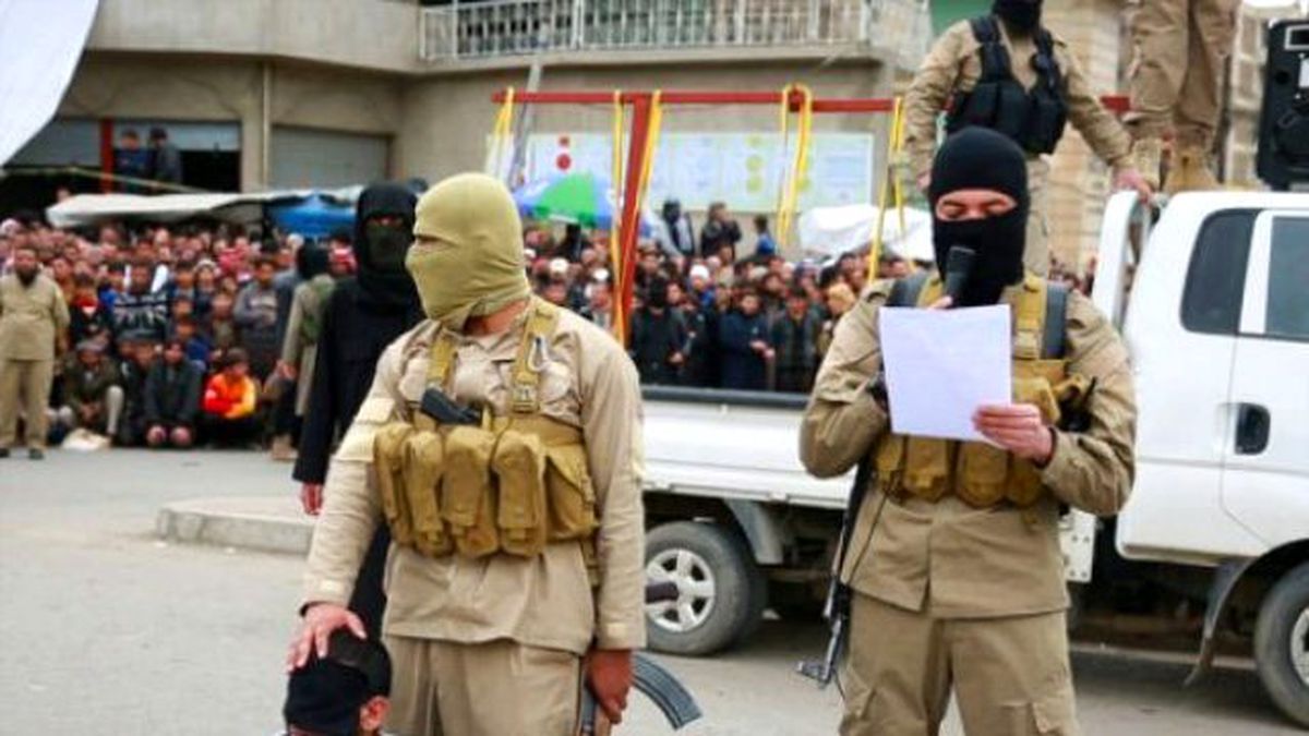 IŞİD, Bu Kez Kendi Militanlarını İdam Etti!