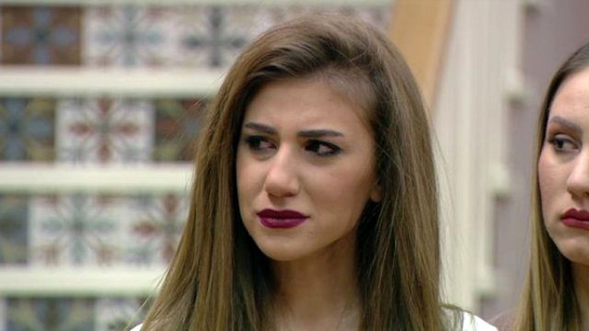 Kısmetse Olur'un Melis'inin Çocukluk Fotoğrafı Ortaya Çıktı