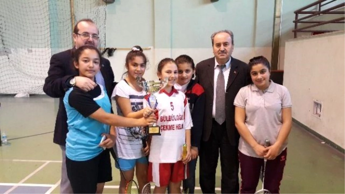 Kuzeykent Ortaokulu, Badminton İl Birincisi Oldu