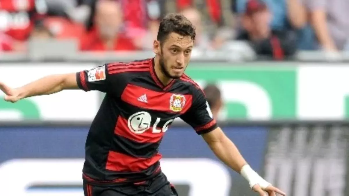 Milli Futbolcu Çalhanoğlu\'na, Almanya\'da Trafik Cezası