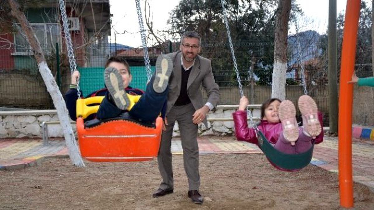 Sarıcakaya\'da Virane Alanlar Park ve Meydan Oluyor