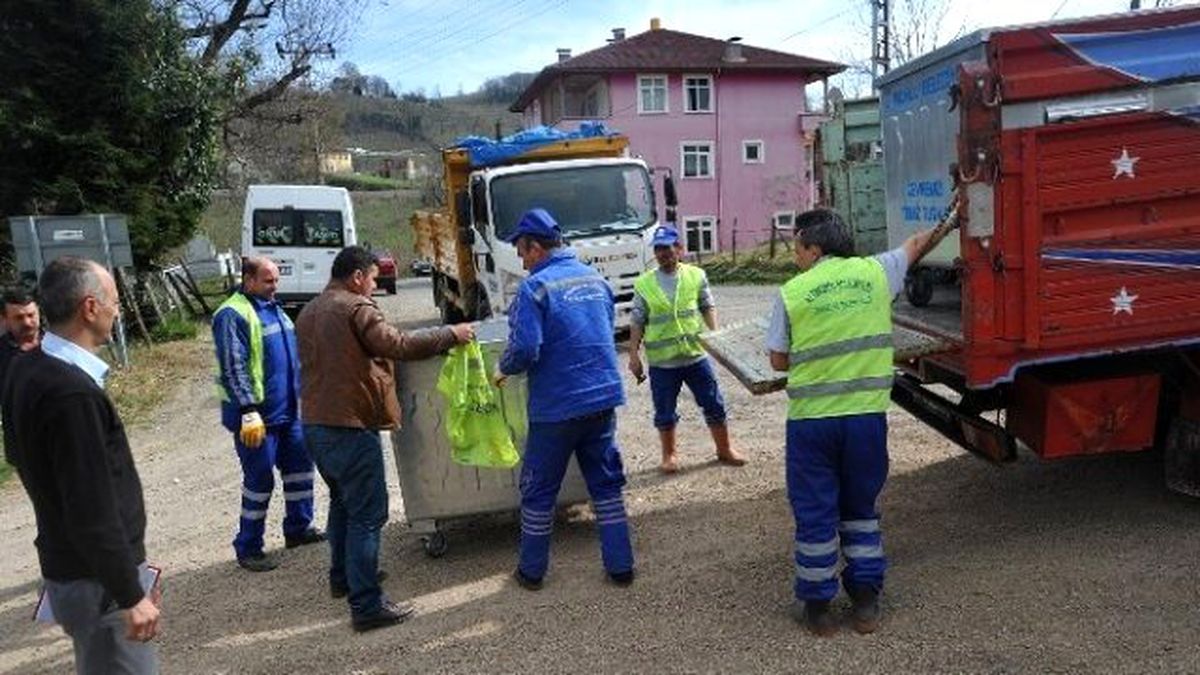 Altınordu\'da Kırsal Alanda Çöp Toplamaya Başlandı