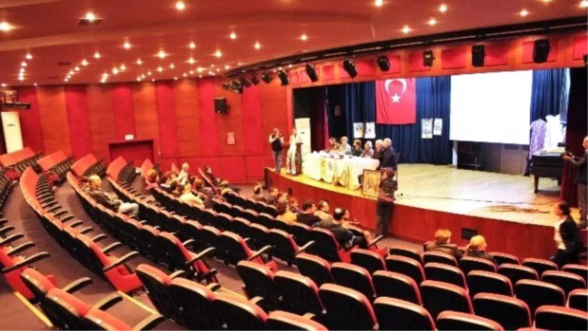 Aydın\'da \'Anılarla Sümerbank\' Konferansı İlgi Görmedi