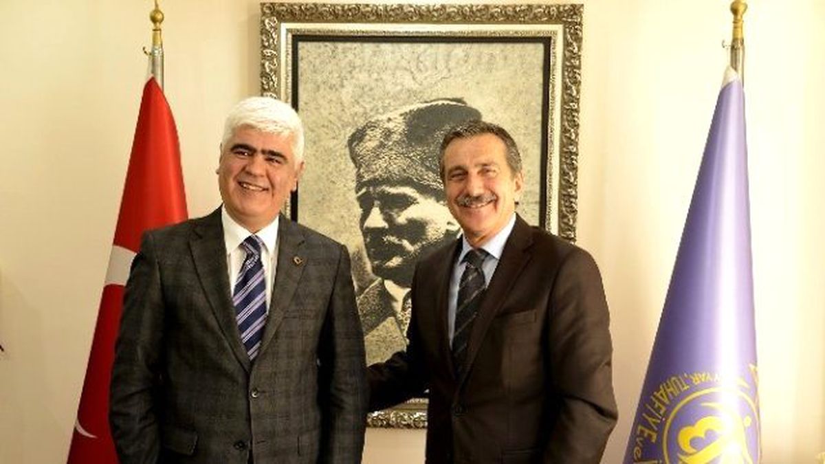 Başkan Ataç\'dan Seyyar Tuhafiyeciler ve İşportacılar Odasına Ziyaret