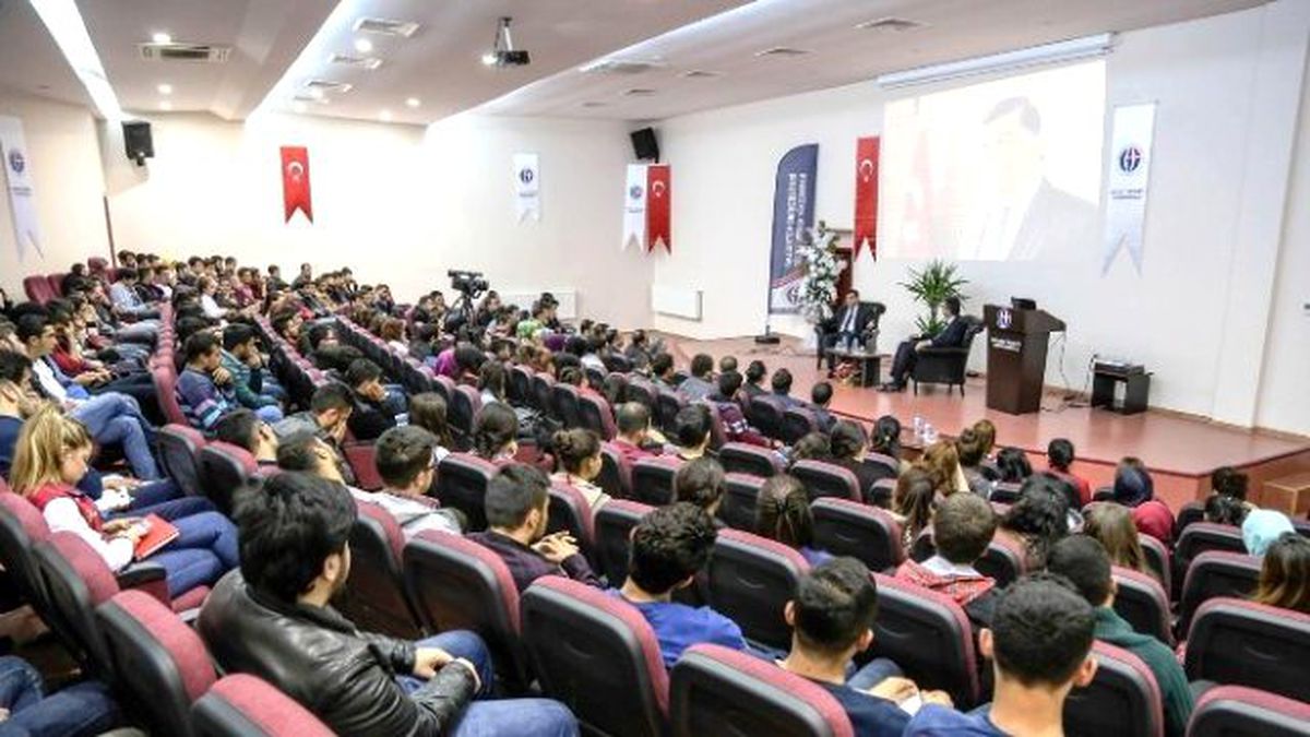 Başkan Fadıloğlu, Deneyimlerini Paylaştı