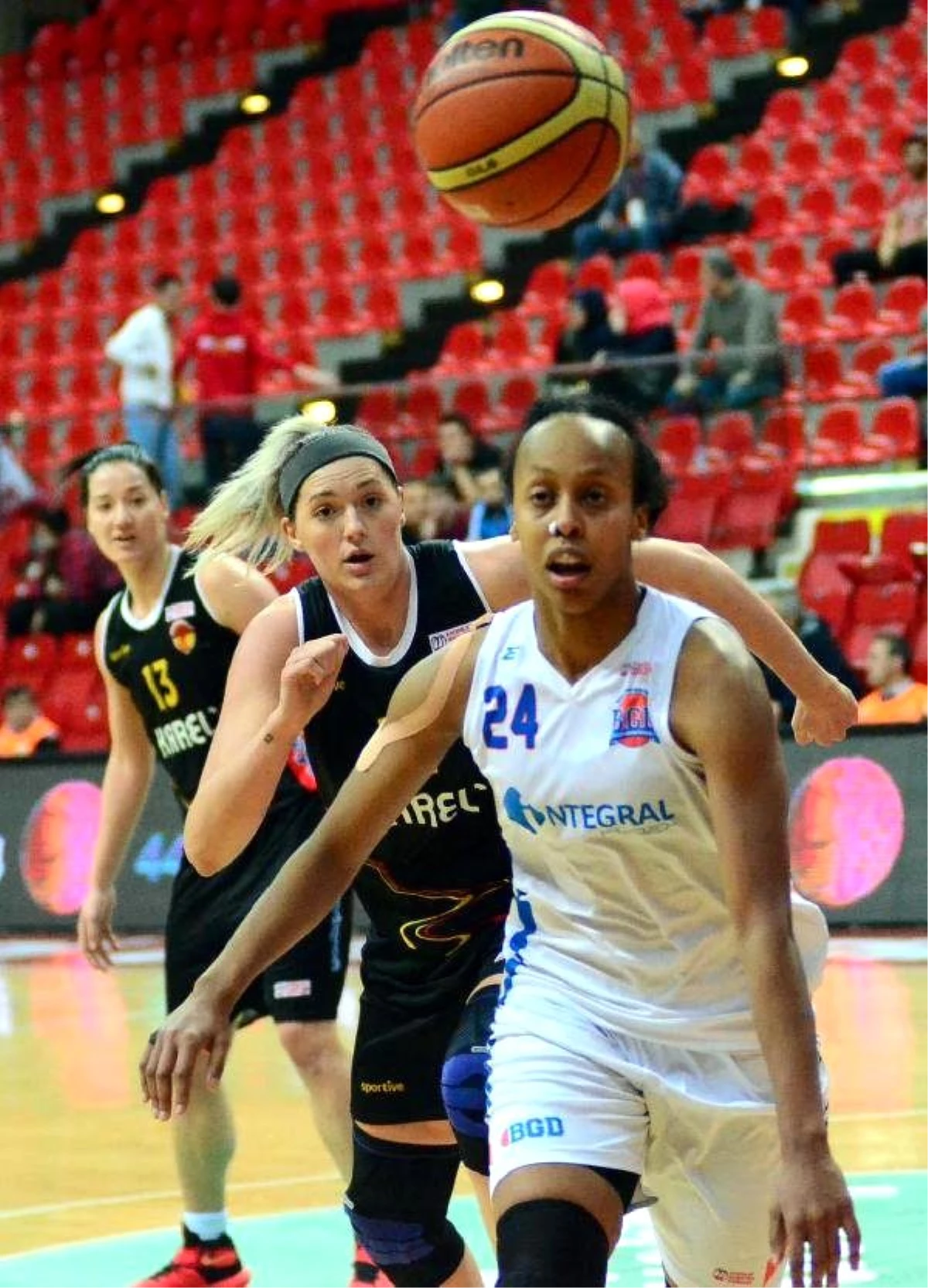 Basketbolu Geliştirenler Derneği - Edirne Belediyespor: 74-59