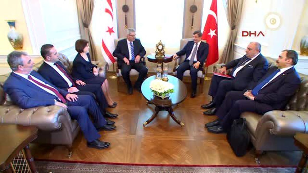 Davutoğlu, KKTC Başbakanı Kalyoncu ile Görüştü