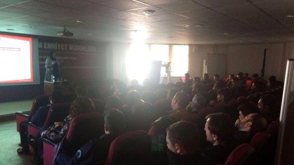 Erzurum Emniyet Müdürlüğü\'nde \'Aile İçi İletişim\' Semineri