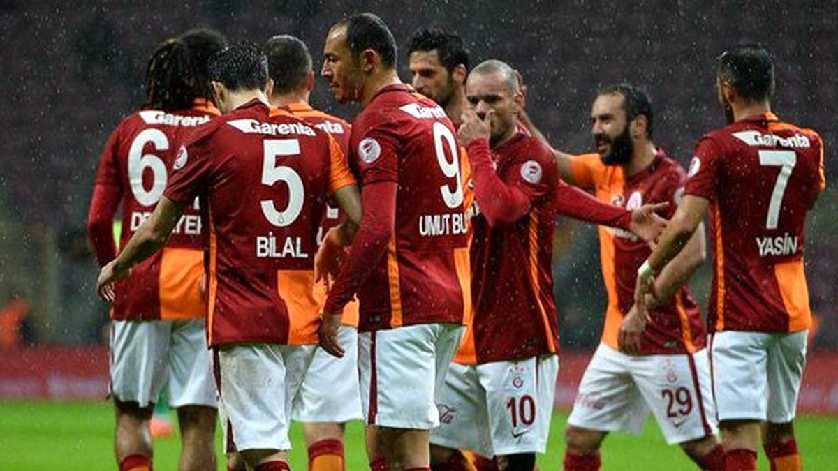 Galatasaray'da Sabri ve Bilal Kısa Sakatlandı