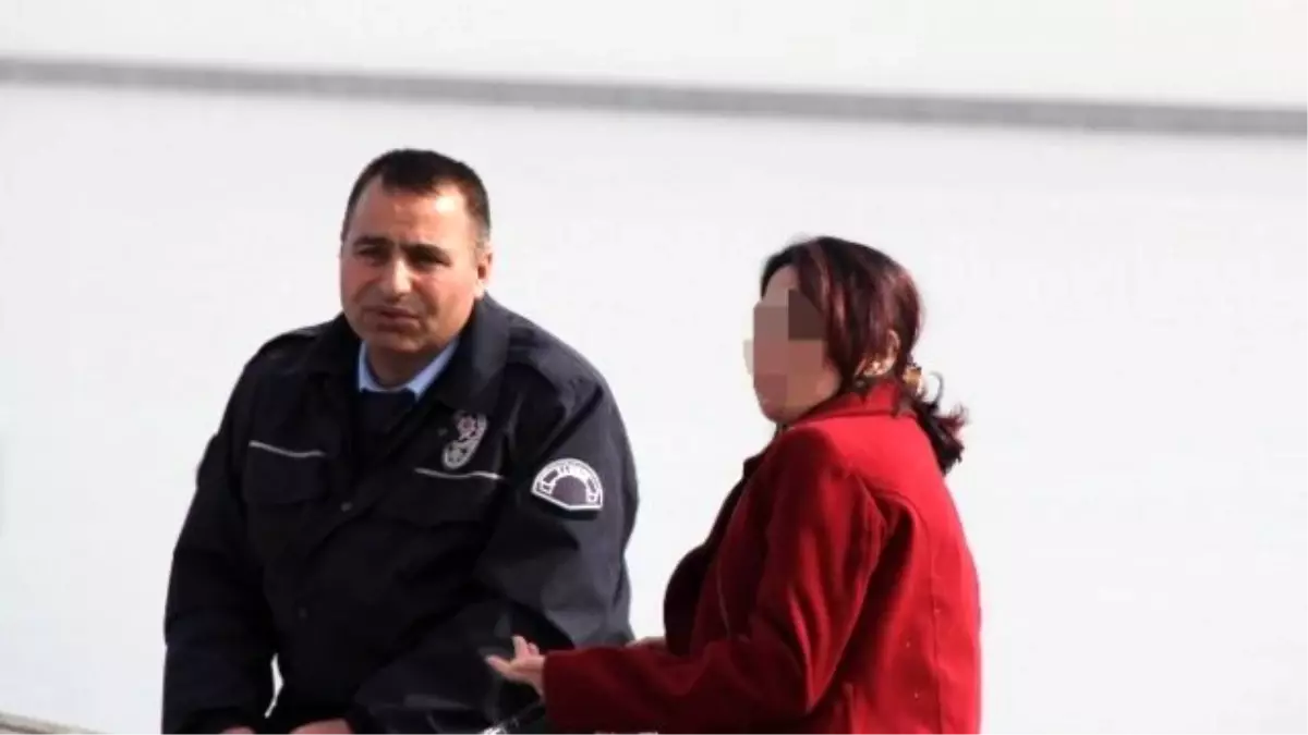 İntihar Etmek İsteyen Kadını Polis İkna Etti