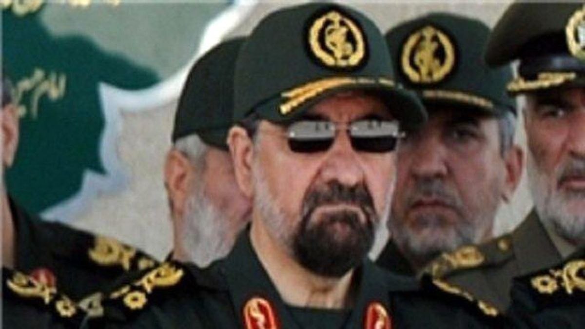 İran Devrim Muhafızları Komutanı Rızai: Seçim Sonuçlarında Geçen Yıl Tahran\'a Gelen CIA Ajanı...