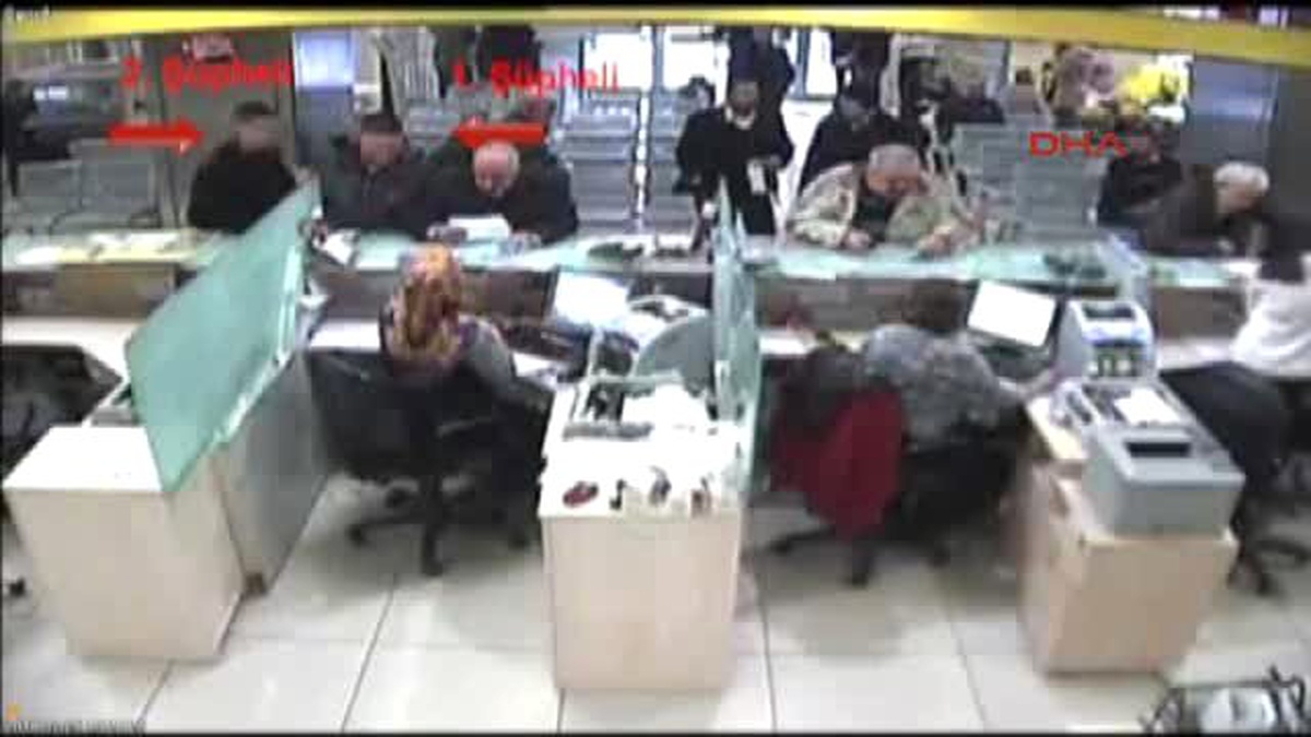 Kredi Çektiren Telefon Dolandırıcıları Yakalandı