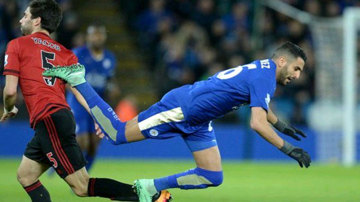 Leicester Zirvede Yara Aldı
