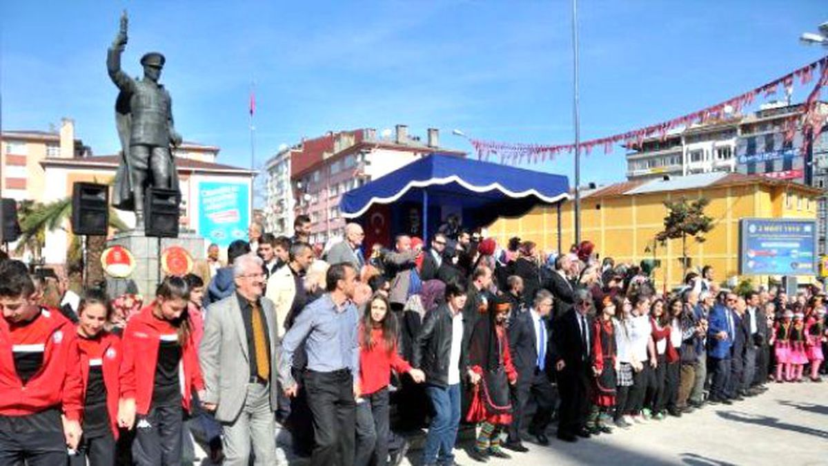 Rize\'nin Düşman İşgalinden Kurtuluşunun 98\'inci Yıldönümü Kutlandı
