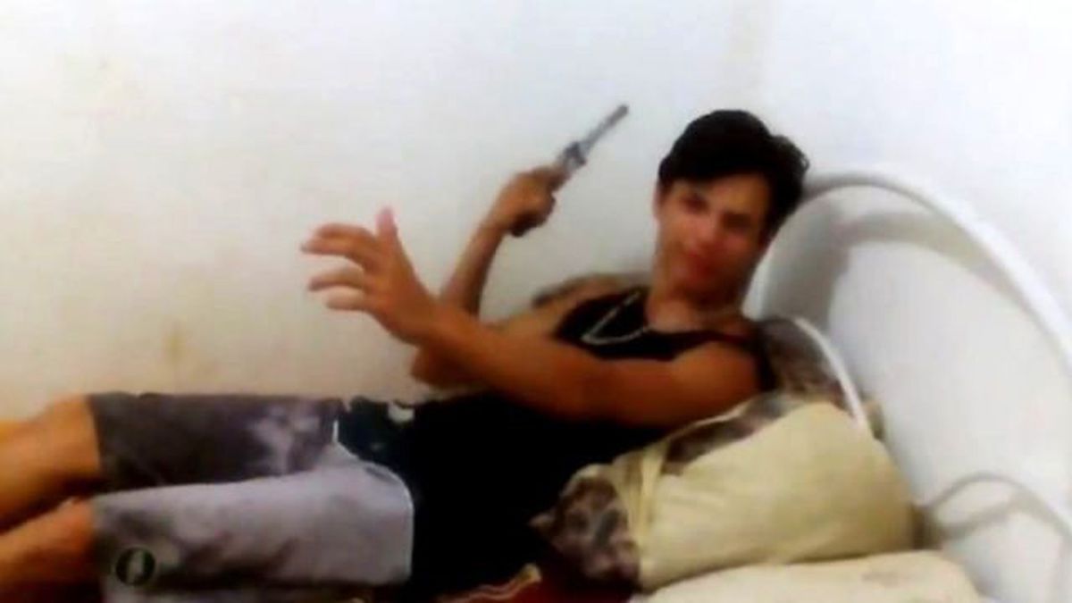 Rus Ruleti Oynayan Genç, Ölümden Döndü