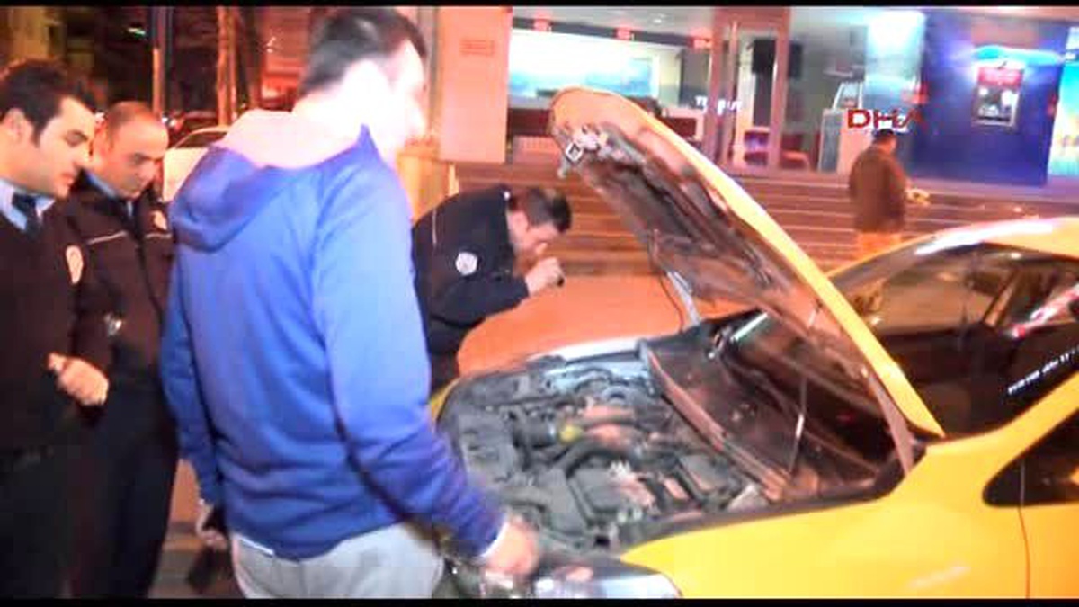 Kendi Aracının Plakasını Kullanan Taksiyi Polise Yakalattı
