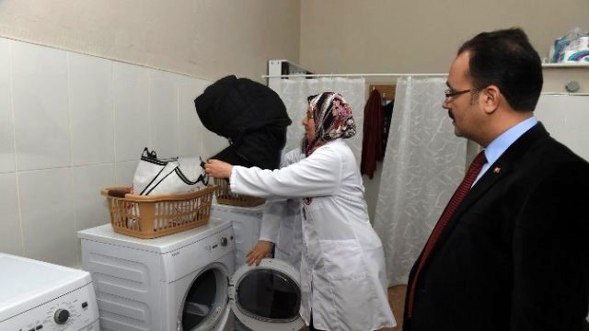 Uşak\'ta Çamaşır Yıkama Merkezine İlgi Artıyor