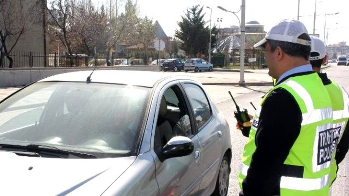 22 Bin Araç Sürücüsü Denetimden Geçti