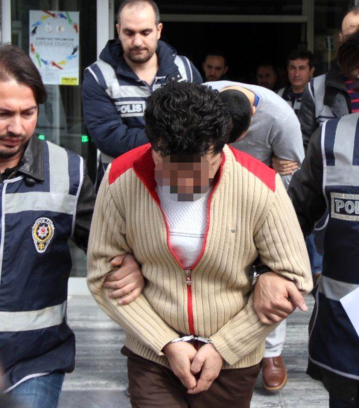 850 Bin Liralık Hırsız Olayına 3 Tutuklama