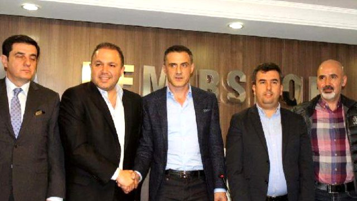 Adana Demirspor Tayfur Havutçu ile Sözleşme İmzaladı
