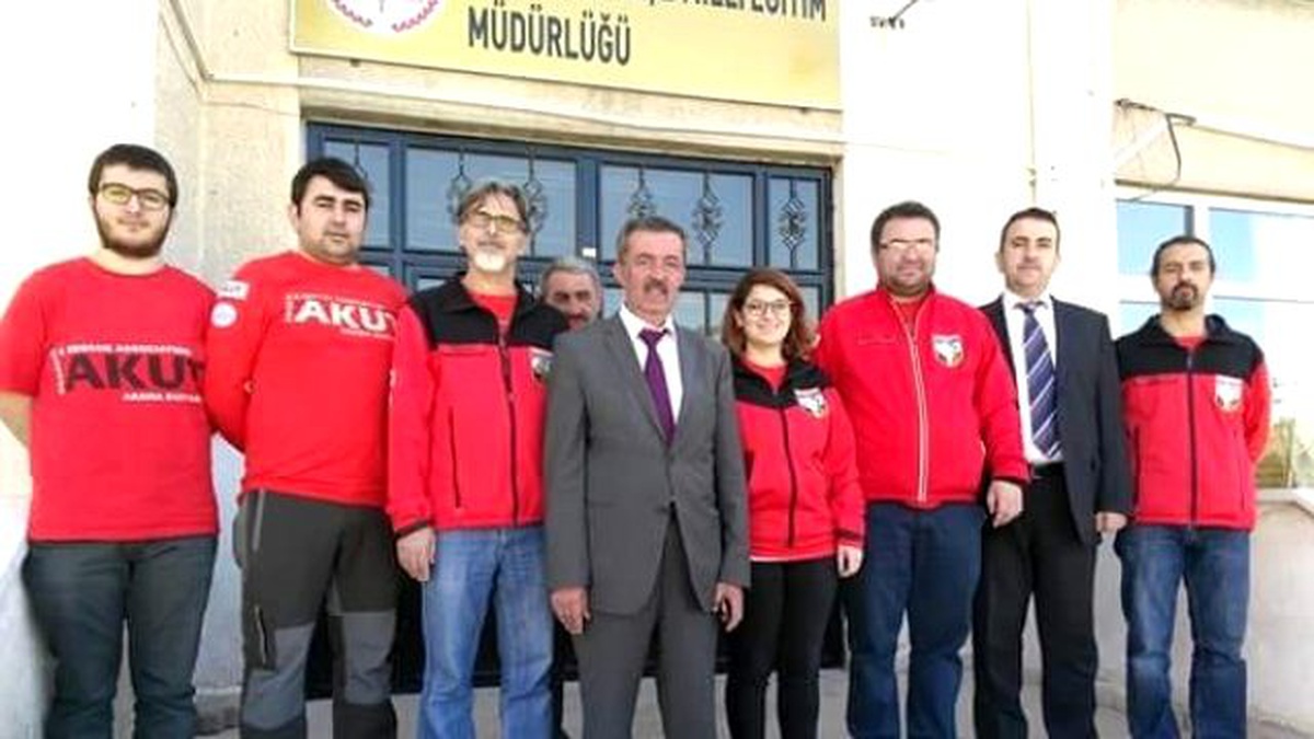 Akut\'tan "Deprem Bilinçlendirme" Seminerleri
