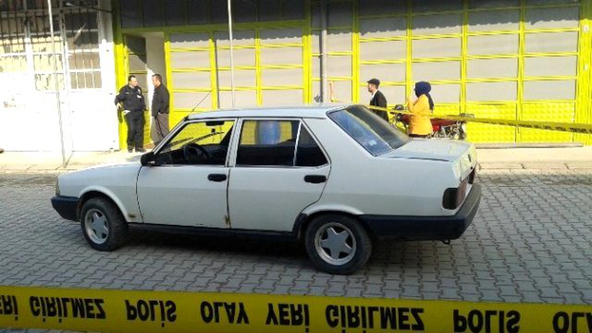 Alacak Kavgasında Silahlar Konuştu: 2 Yaralı