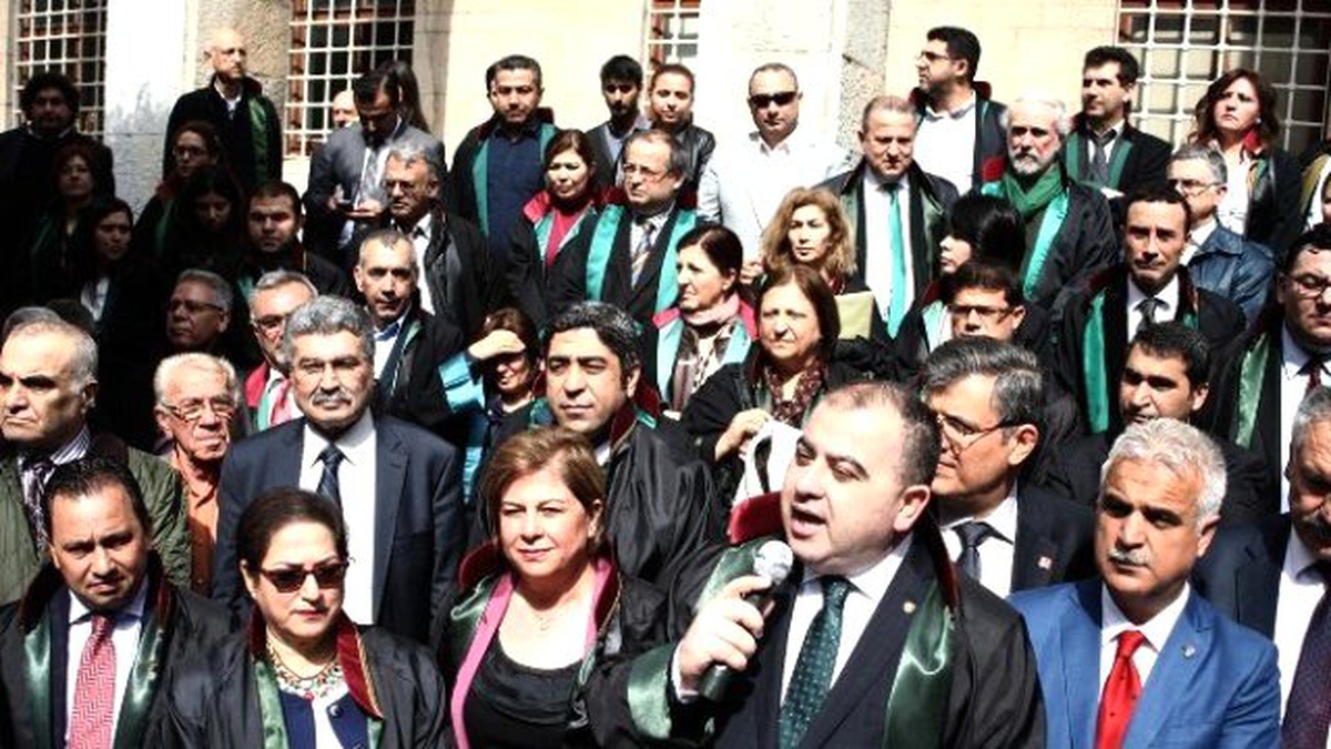 Avukatlardan Bölge İdare Mahkemesi Tepkisi